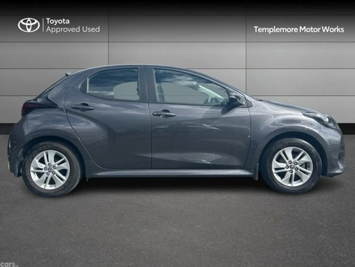 Toyota Yaris Hatchback, Petrol, 2024, Grey