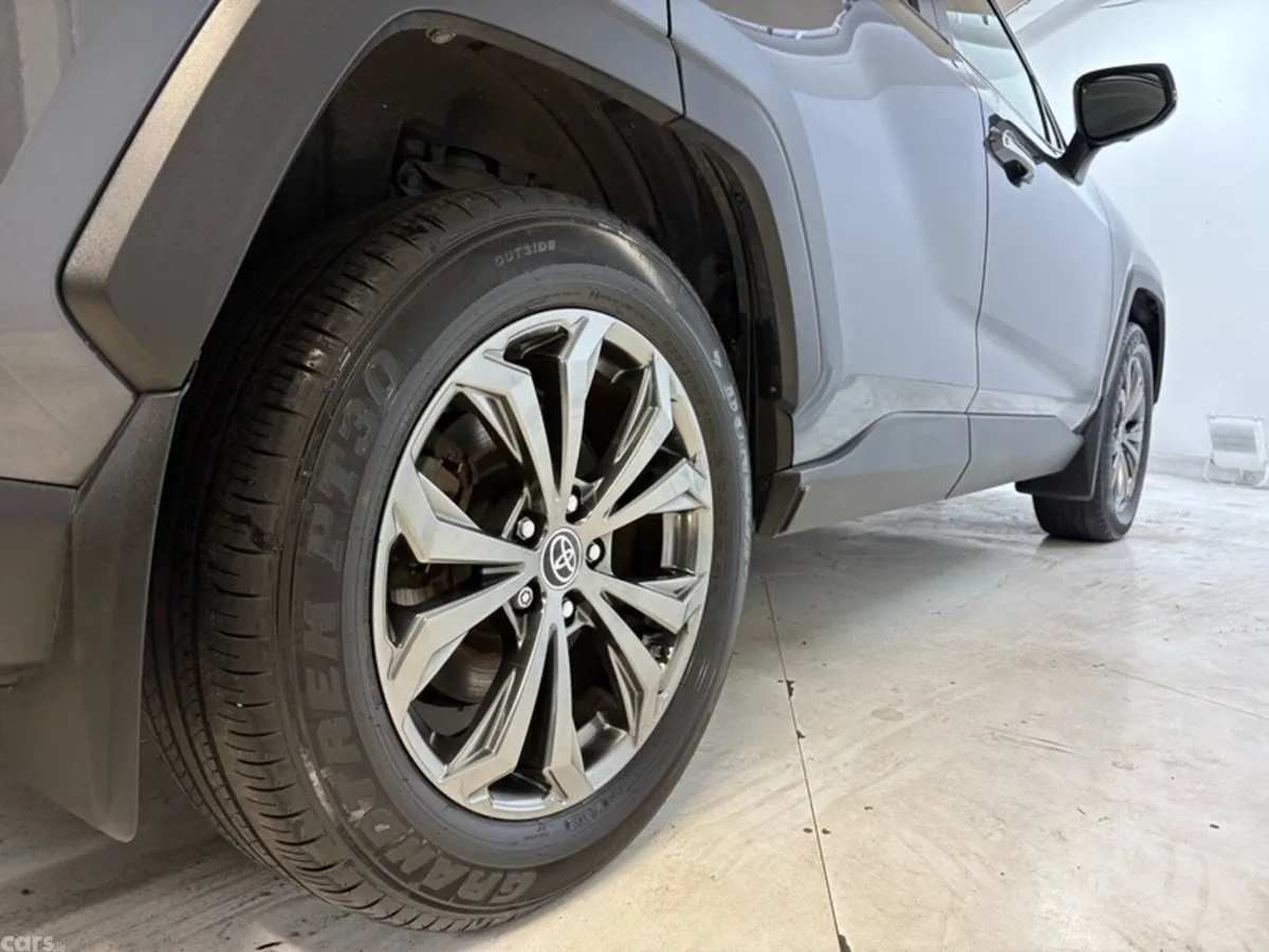 Toyota RAV4 SUV, Petrol Hybrid, 2023, Grey