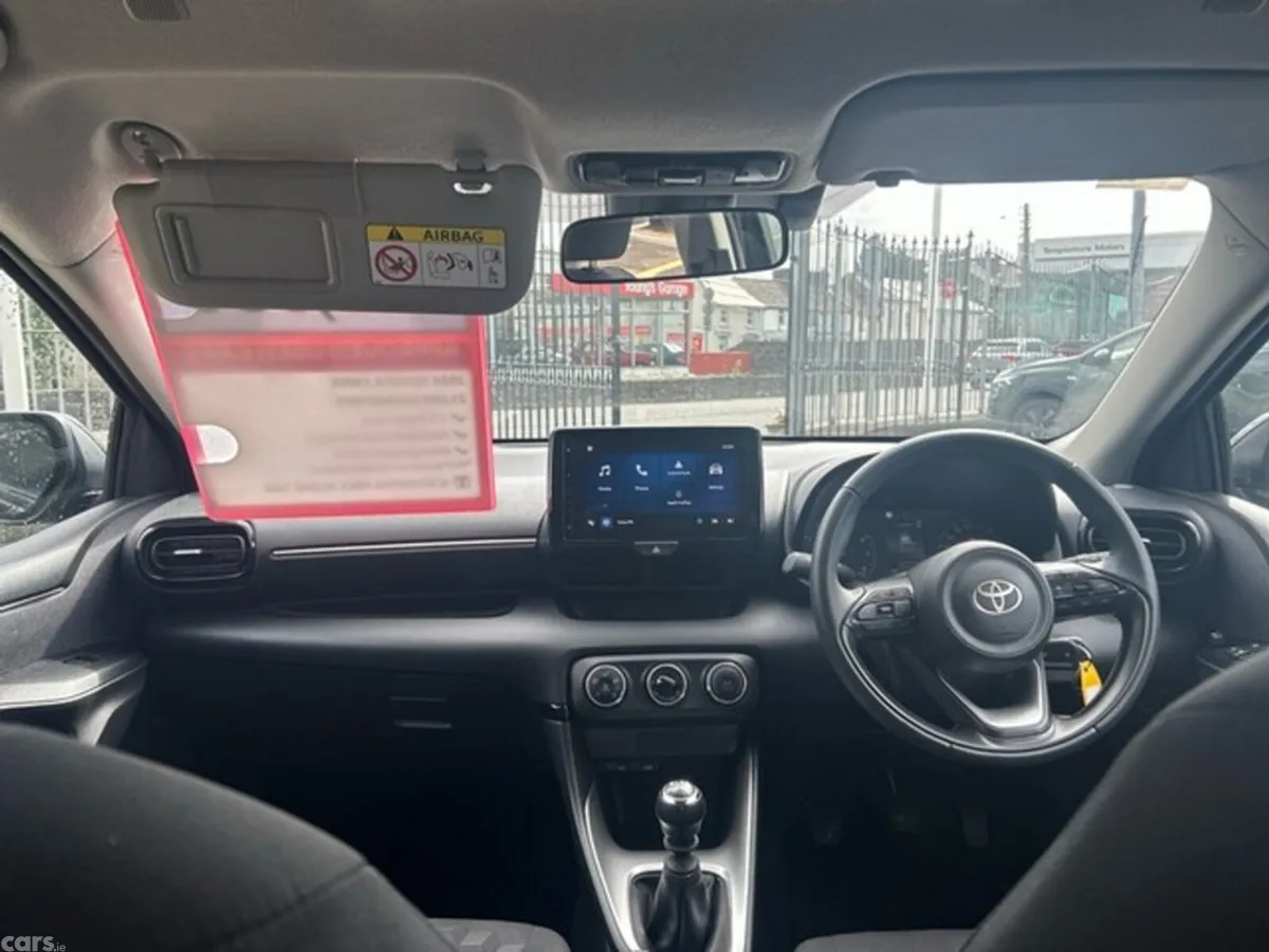 Toyota Yaris Hatchback, Petrol, 2024, Grey