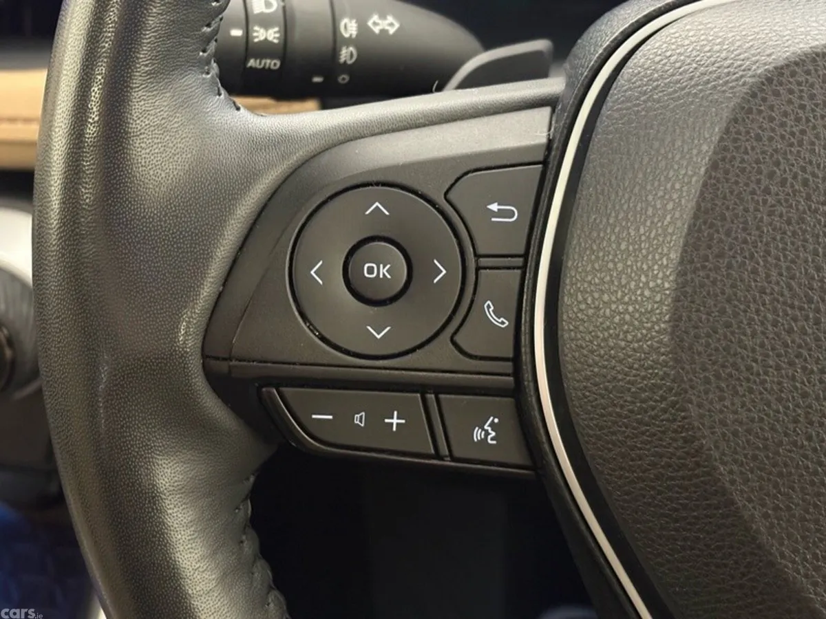 Toyota RAV4 SUV, Petrol Hybrid, 2023, Grey