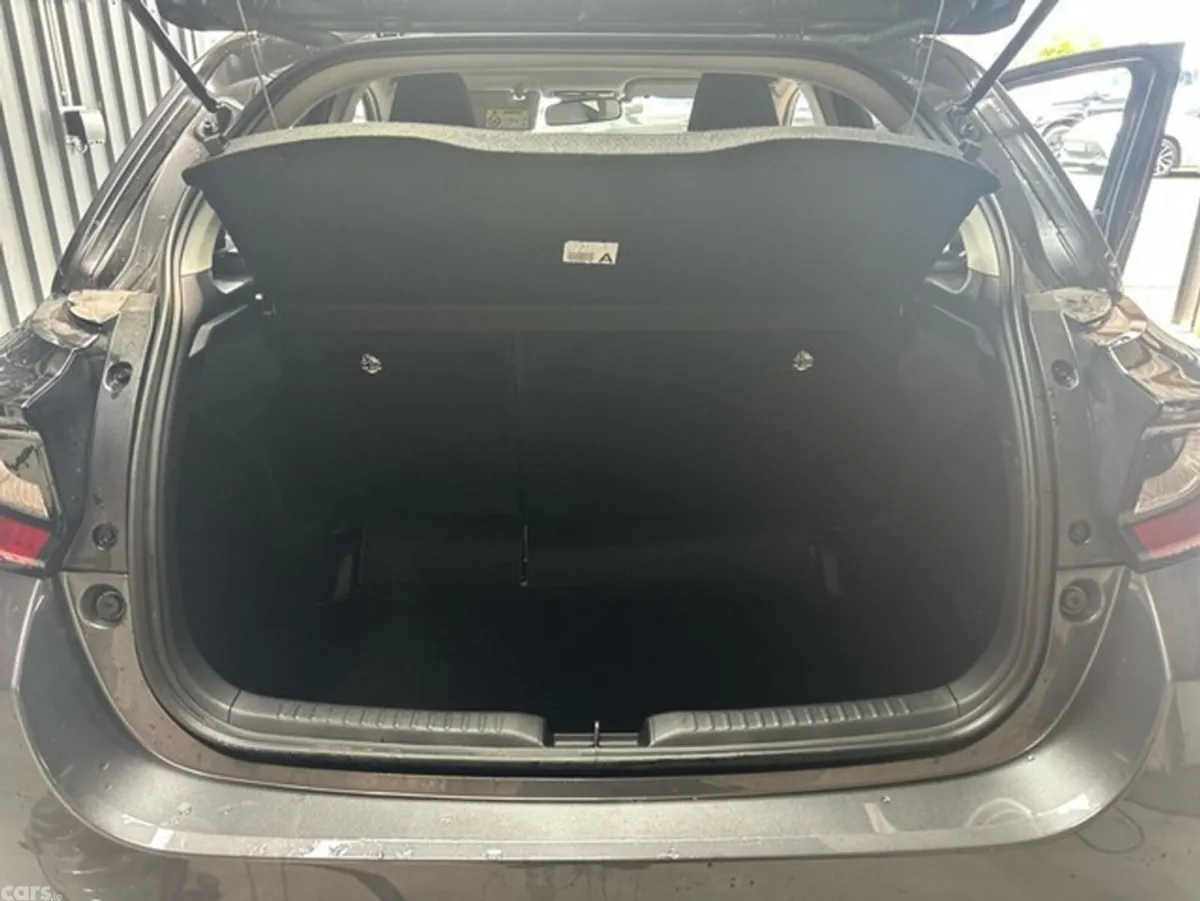 Toyota Yaris Hatchback, Petrol, 2024, Grey