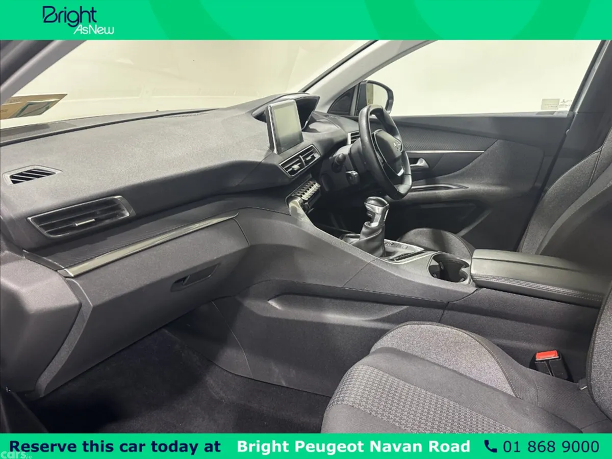 Peugeot 3008 MPV, Diesel, 2021, Grey
