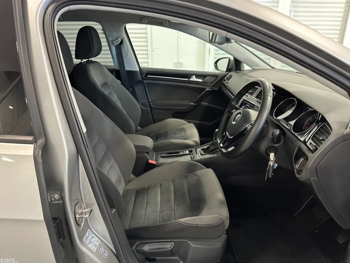 Volkswagen Golf Hatchback, Petrol, 2013, Silver
