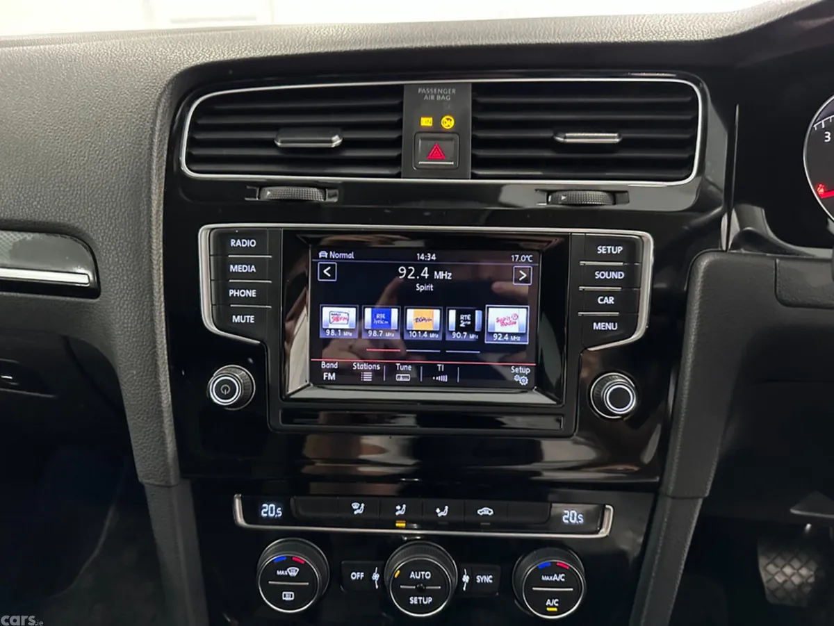Volkswagen Golf Hatchback, Petrol, 2013, Silver