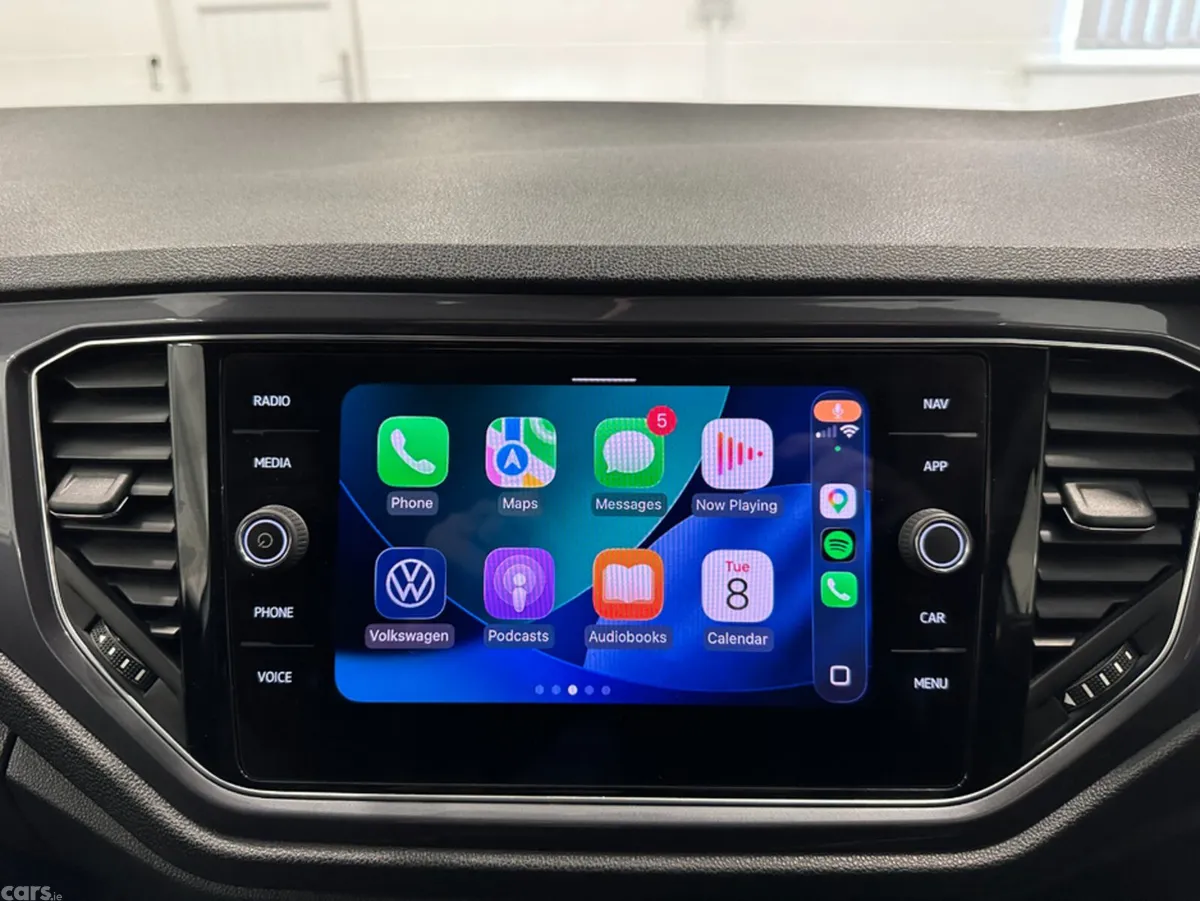 Volkswagen T-Roc SUV, Diesel, 2021, White