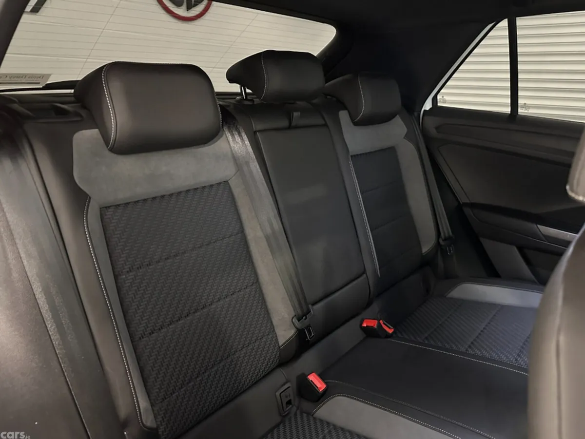Volkswagen T-Roc SUV, Diesel, 2021, White