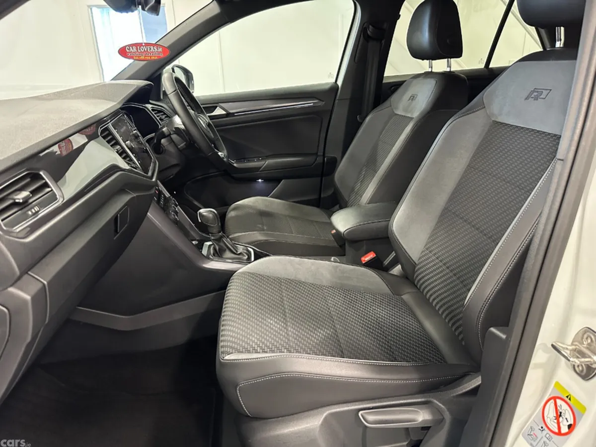 Volkswagen T-Roc Hatchback, Diesel, 2021, White