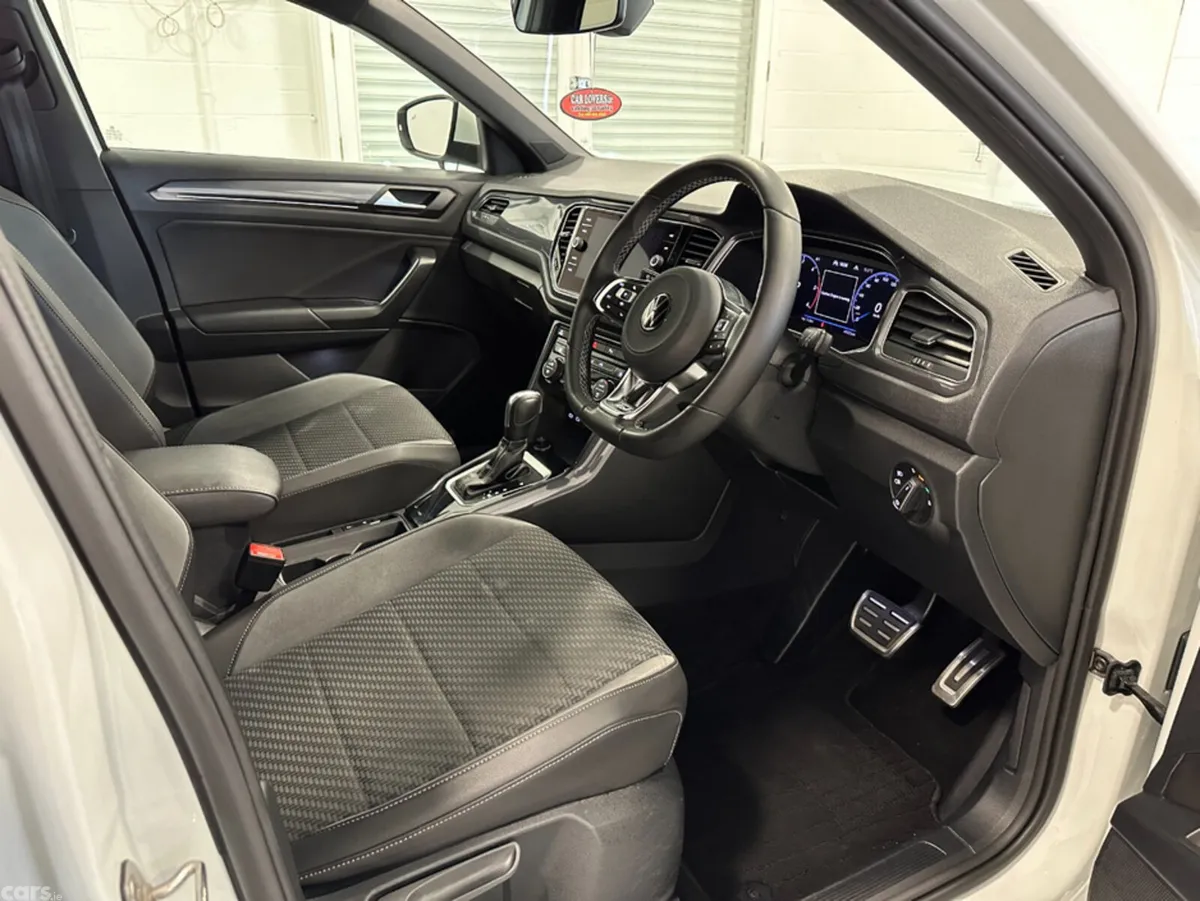 Volkswagen T-Roc Hatchback, Diesel, 2021, White