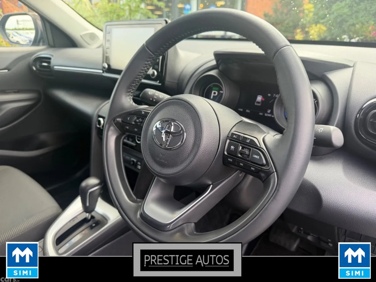 Toyota Yaris Cross SUV, Petrol Hybrid, 2020, Black