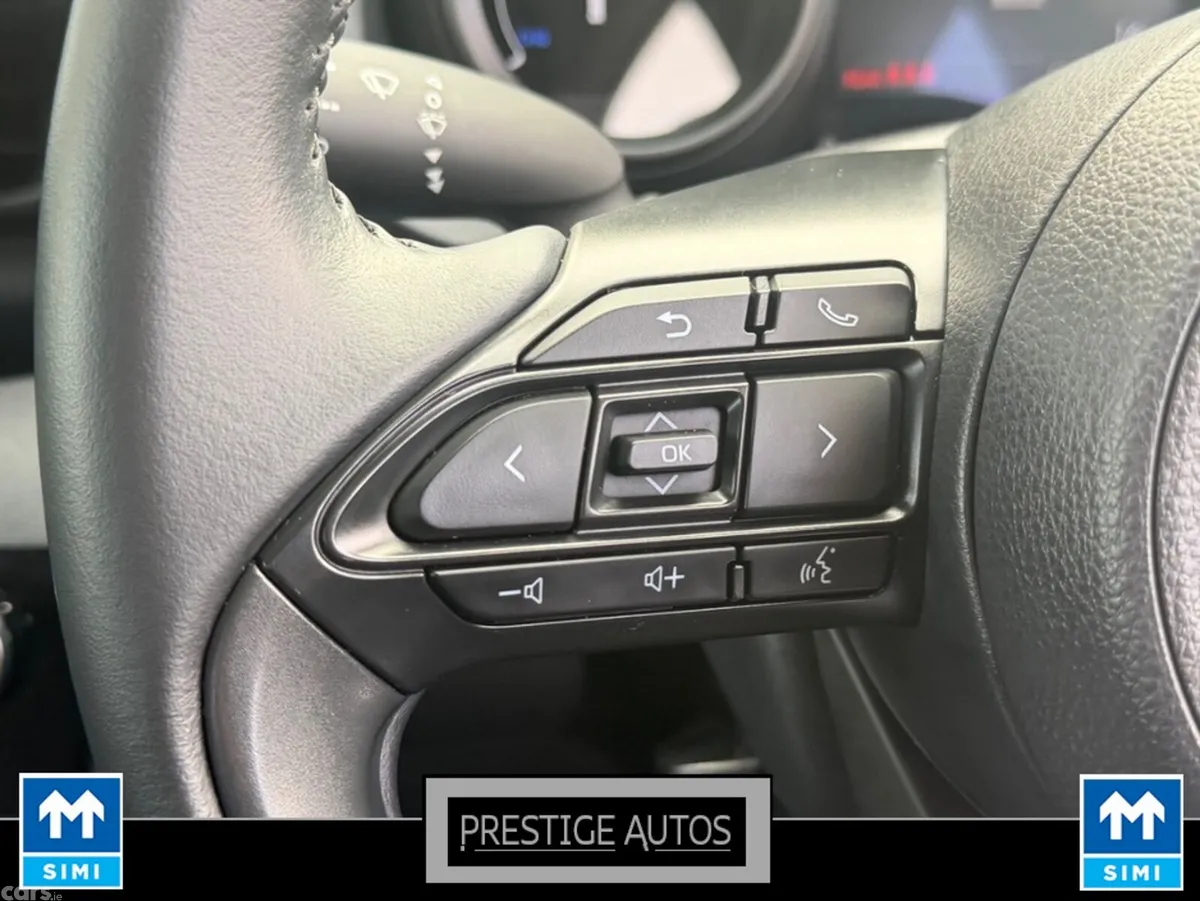 Toyota Yaris Cross SUV, Petrol Hybrid, 2020, Black