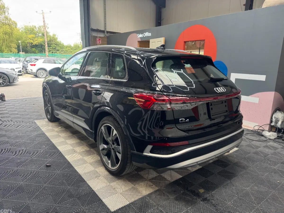 Audi Q4 e-tron SUV, Electric, 2022, Black