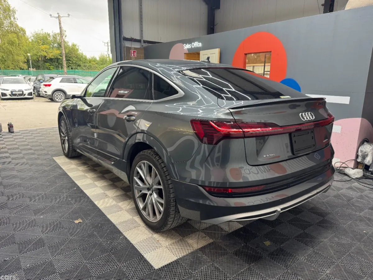 Audi e-tron SUV, Electric, 2022, Grey