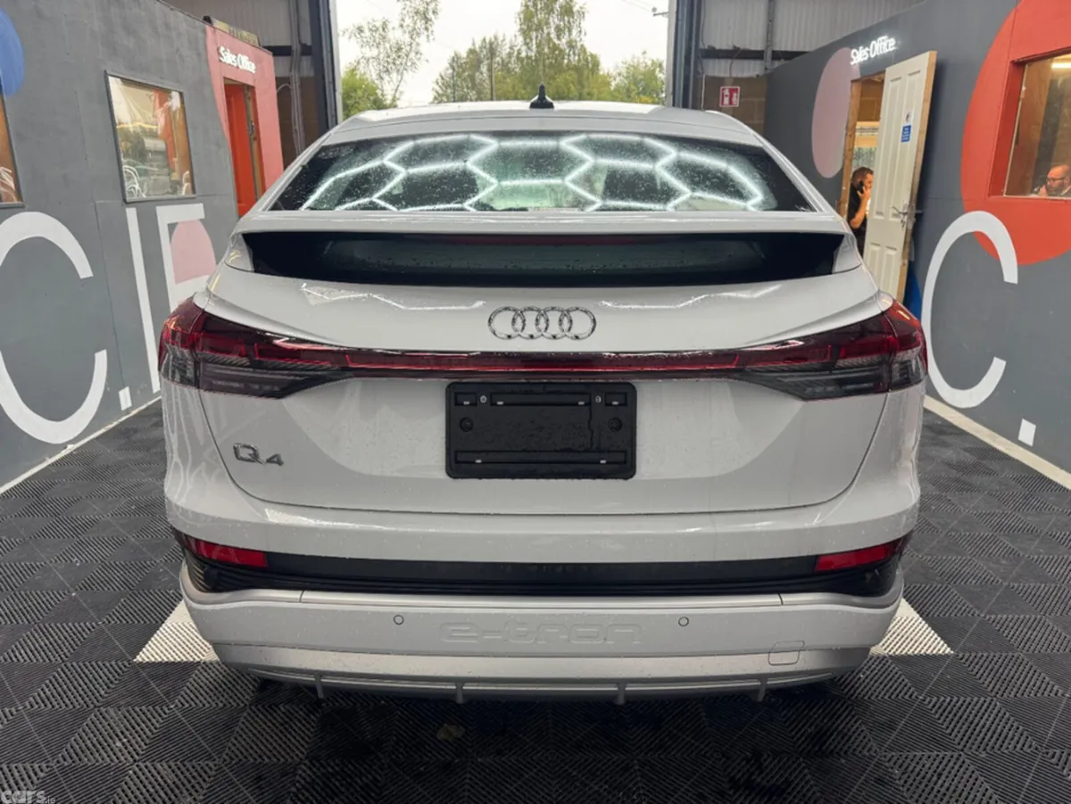 Audi Q4 e-tron SUV, Electric, 2025, White