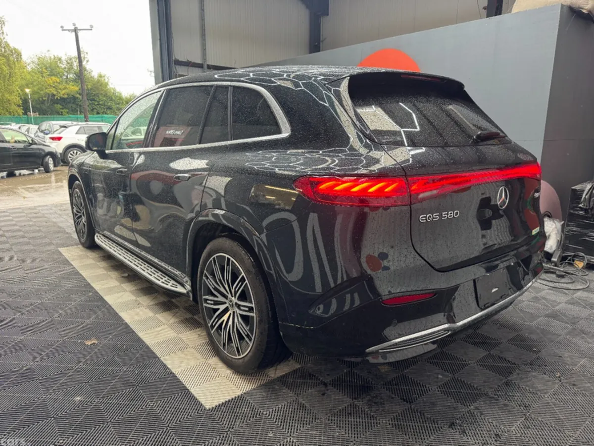 Mercedes-Benz EQS SUV, Electric, 2024, Green