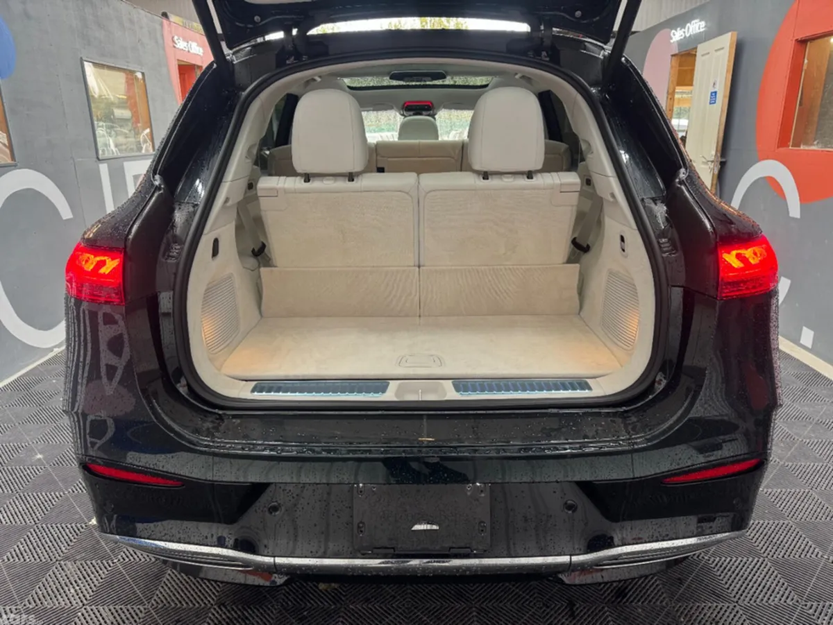Mercedes-Benz EQS SUV, Electric, 2024, Green