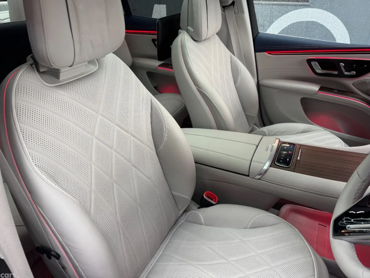 Mercedes-Benz EQS SUV, Electric, 2024, Green