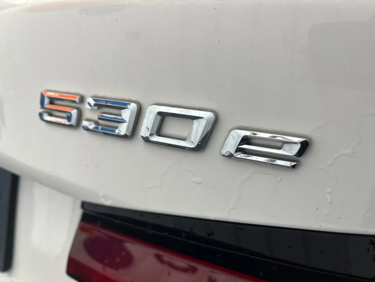 BMW 5-Series Saloon, Unknown, 2021, White