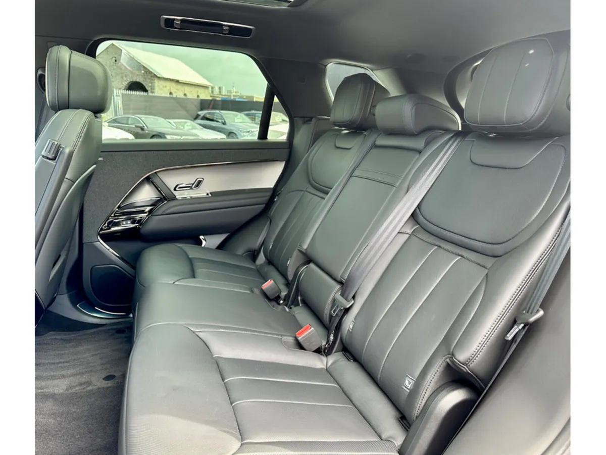 Land Rover Range Rover Sport Estate, Petrol Hybrid, 2026, Black