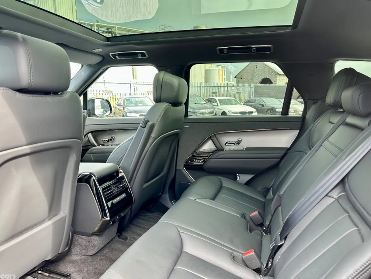 Land Rover Range Rover Sport Estate, Petrol Hybrid, 2026, Black