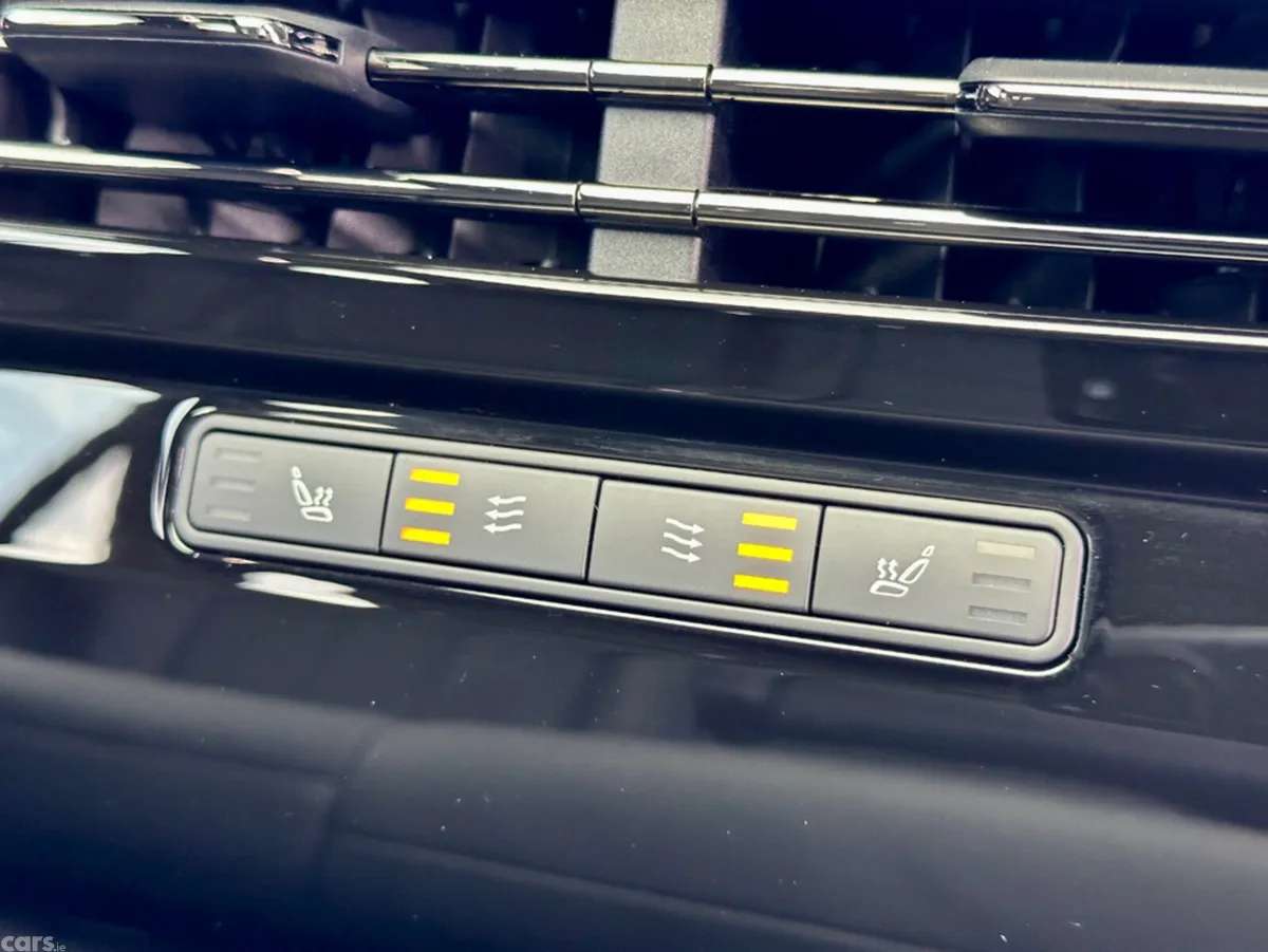 Land Rover Range Rover Sport Estate, Petrol Hybrid, 2026, Black