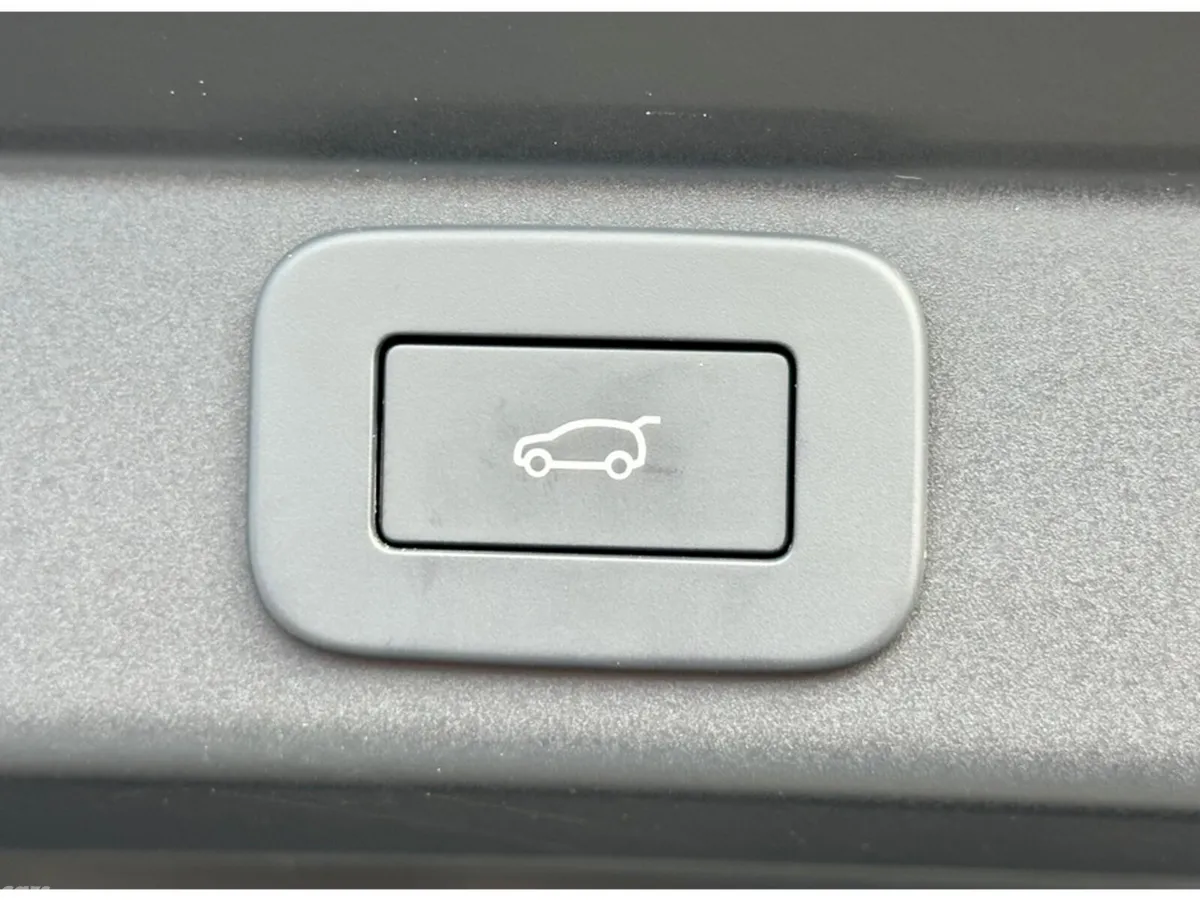 Land Rover Range Rover Sport Estate, Petrol Hybrid, 2026, Black