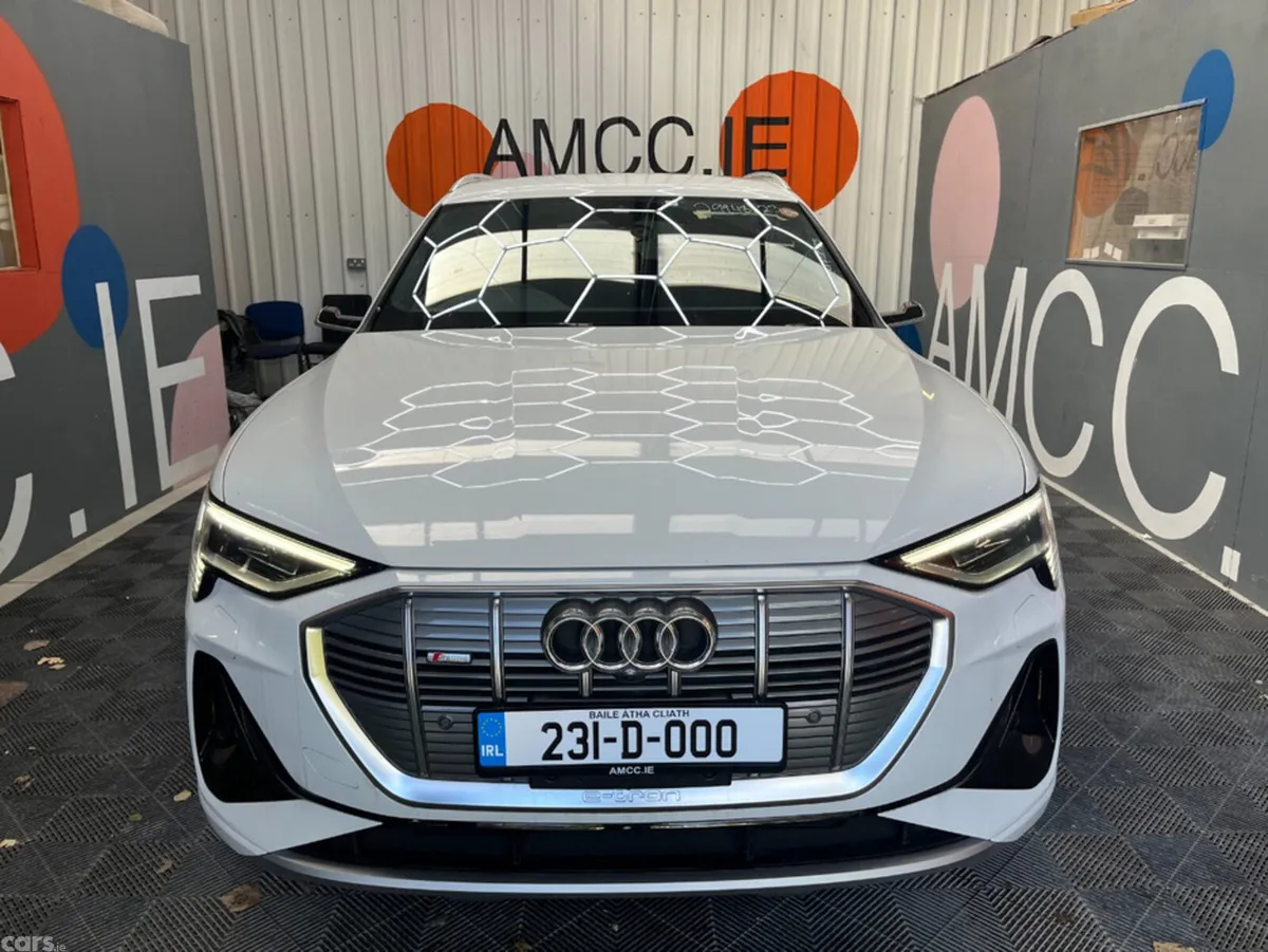 Audi e-tron SUV, Electric, 2023, White