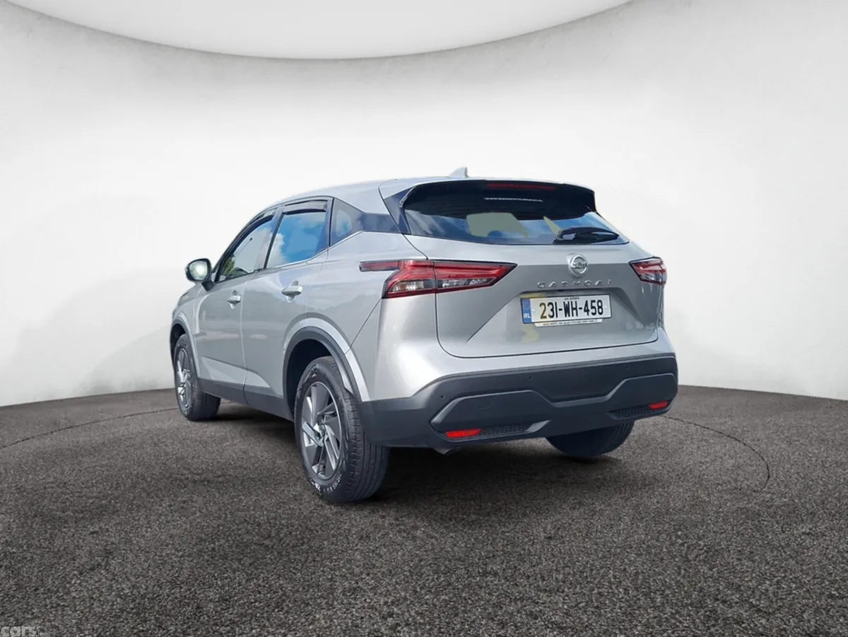 Nissan Qashqai MPV, Petrol, 2023, Grey