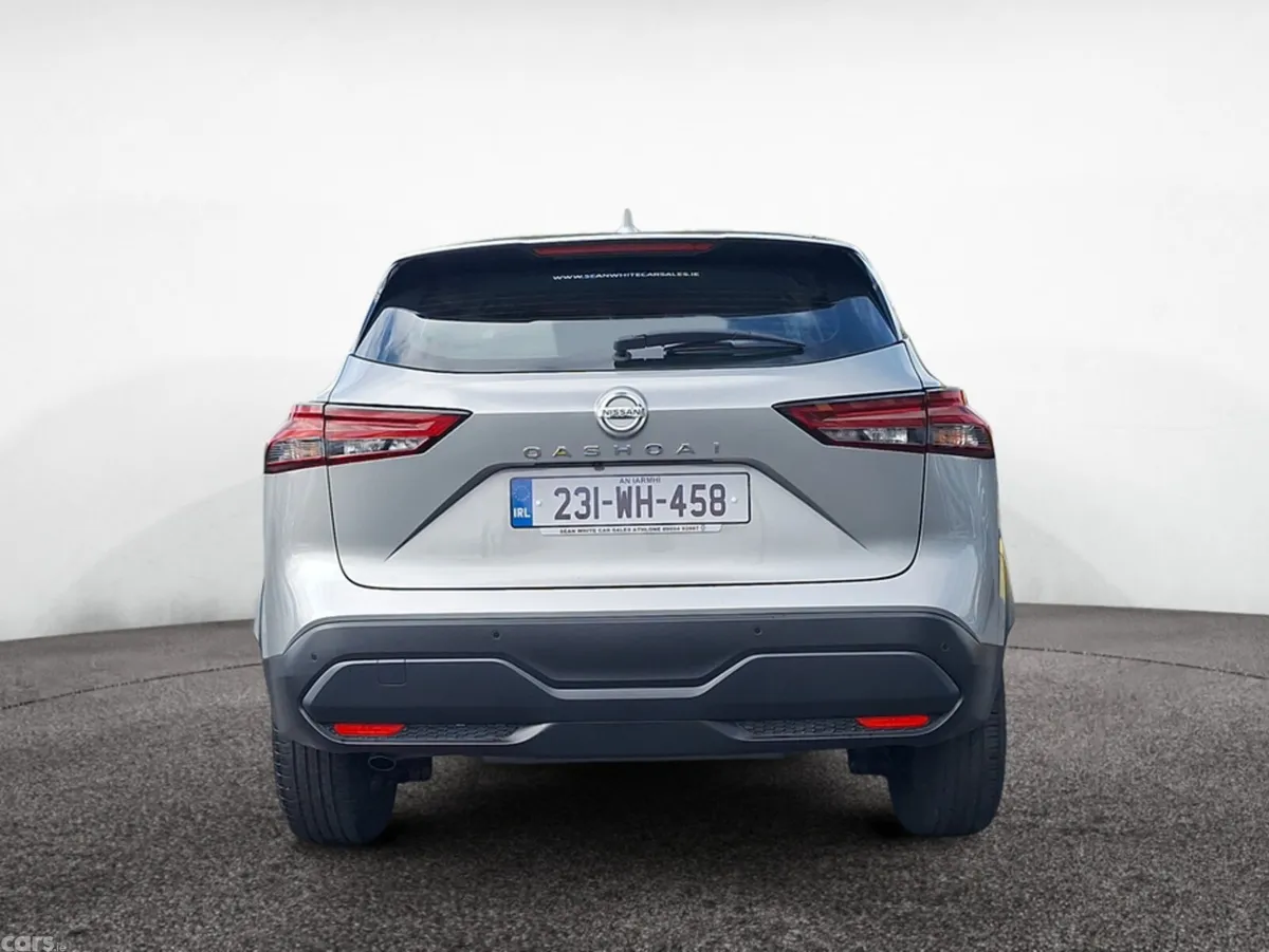 Nissan Qashqai MPV, Petrol, 2023, Grey