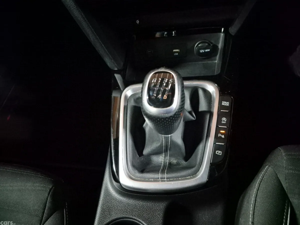 Kia Ceed Hatchback, Diesel, 2023, Grey