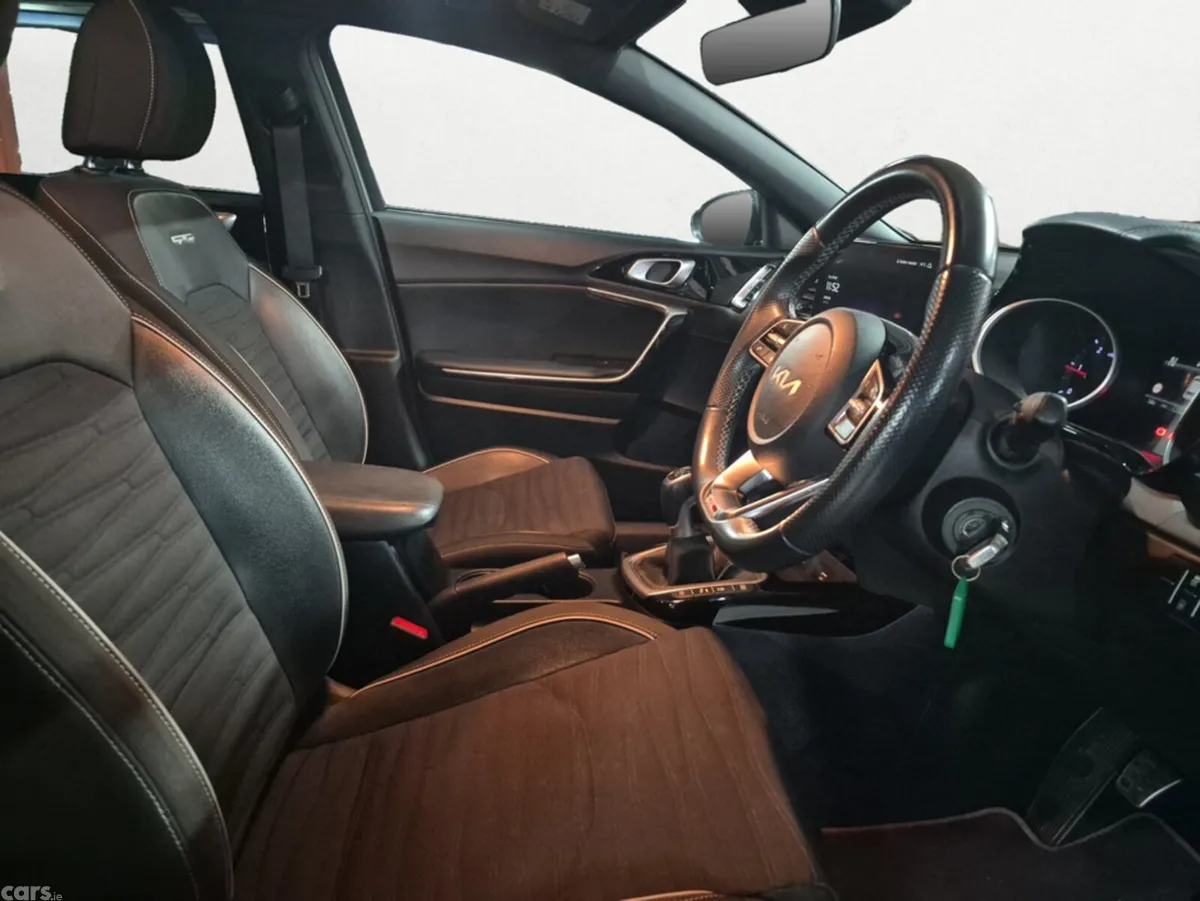 Kia Ceed Hatchback, Diesel, 2023, Grey