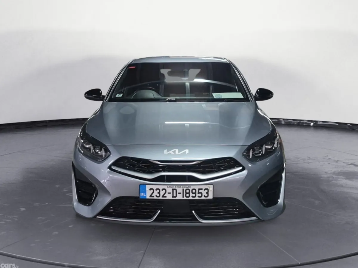 Kia Ceed Hatchback, Diesel, 2023, Grey