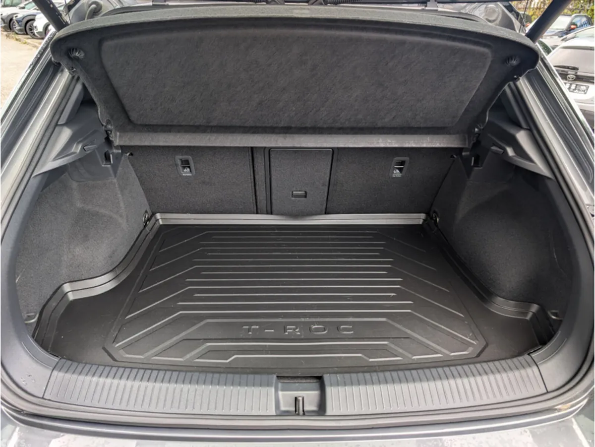 Volkswagen T-Roc SUV, Diesel, 2023, Grey