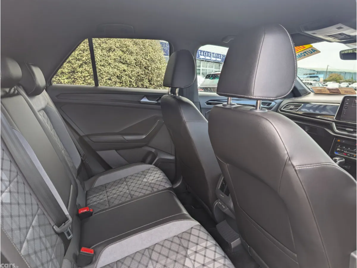 Volkswagen T-Roc SUV, Diesel, 2023, Grey