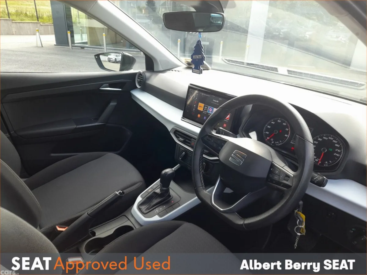 SEAT Arona Hatchback, Petrol, 2023, Black