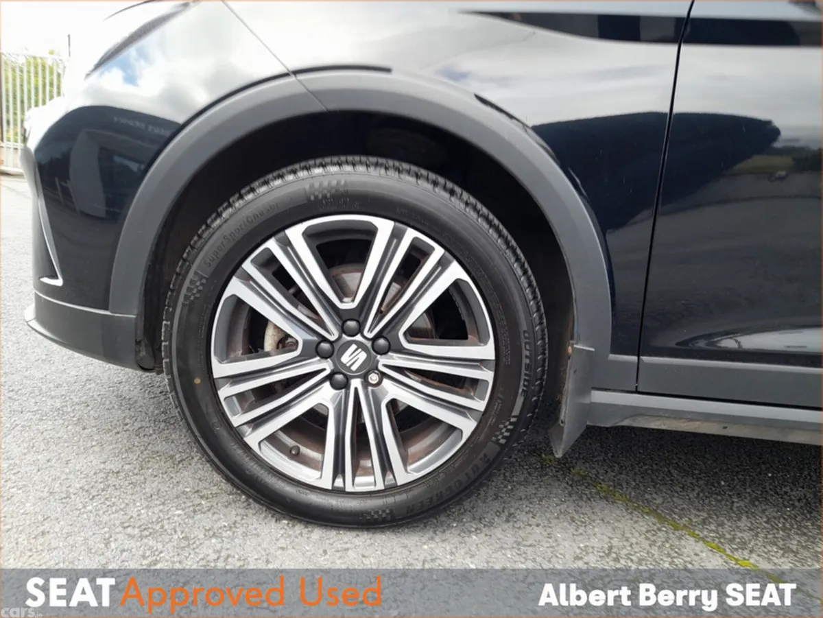 SEAT Arona Hatchback, Petrol, 2023, Black