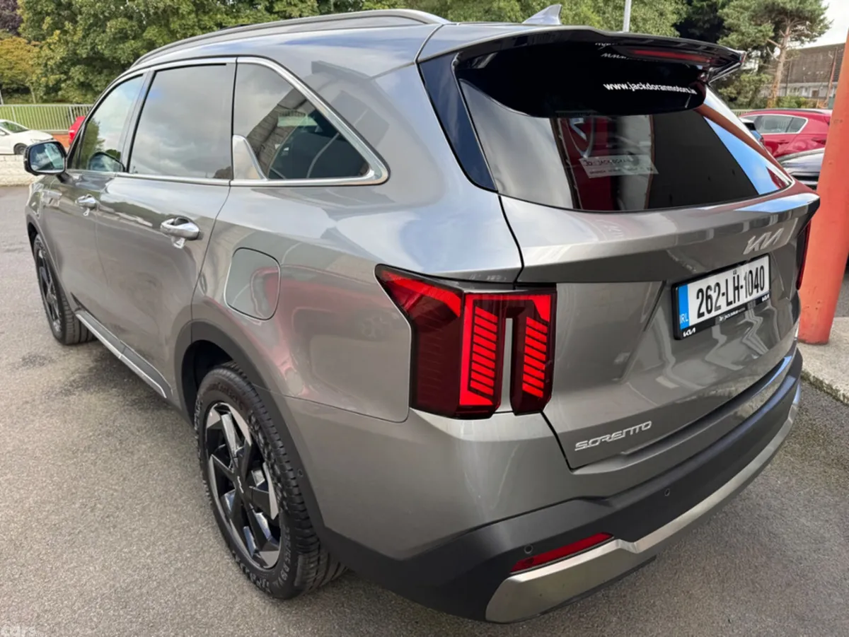 Kia Sorento MPV, Petrol Plug-in Hybrid, 2026, Grey
