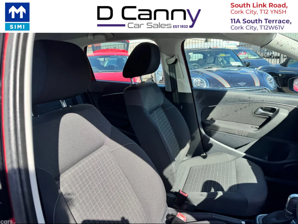 Volkswagen Polo Hatchback, Petrol, 2014, Red