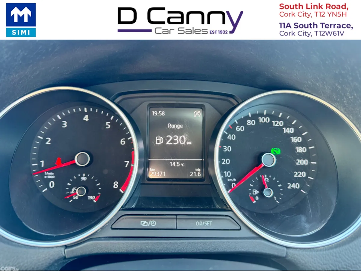Volkswagen Polo Hatchback, Petrol, 2014, Red