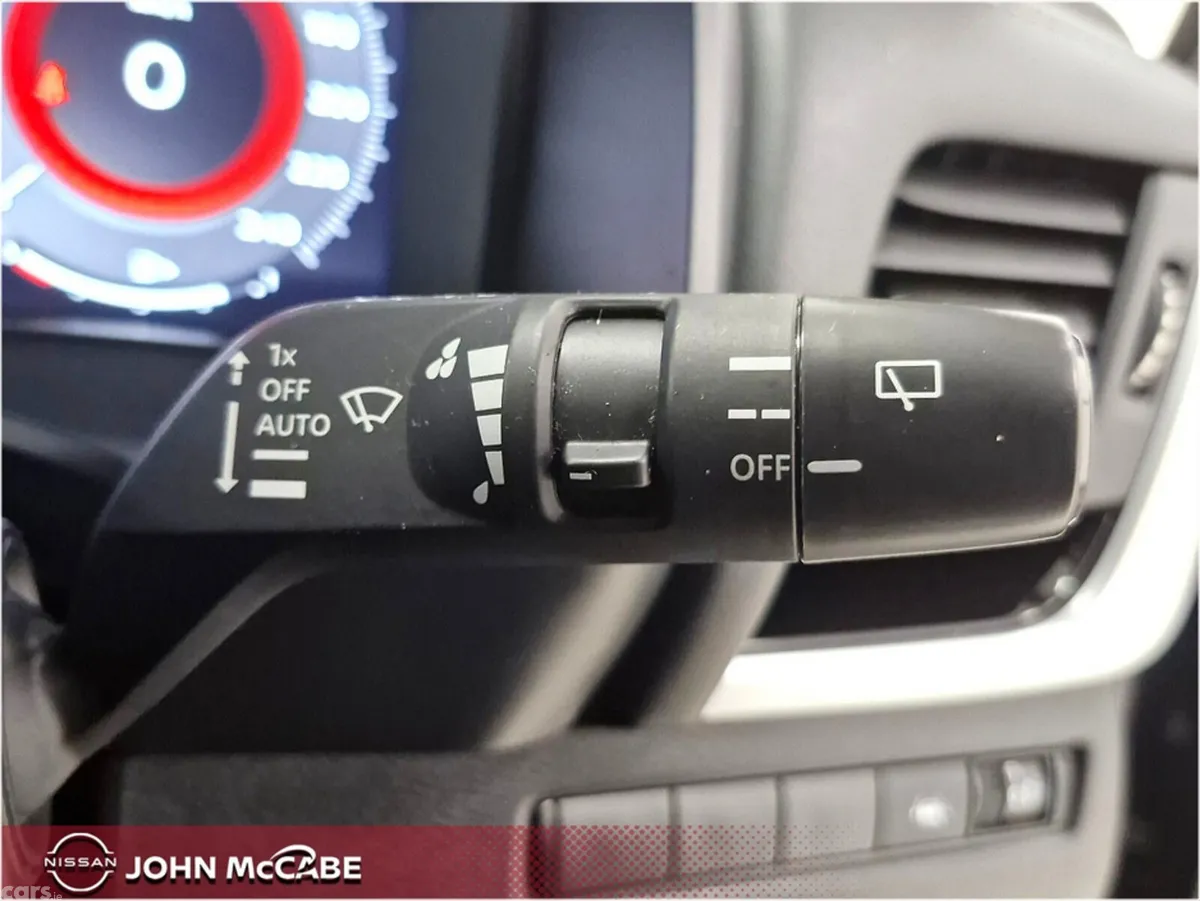 Nissan Qashqai MPV, Petrol Hybrid, 2024, Black