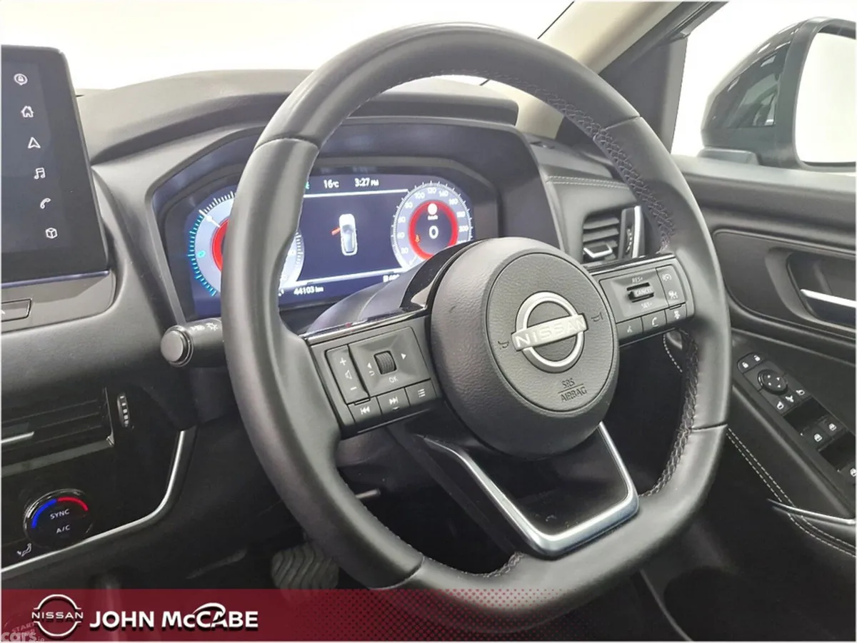 Nissan Qashqai MPV, Petrol Hybrid, 2024, Black