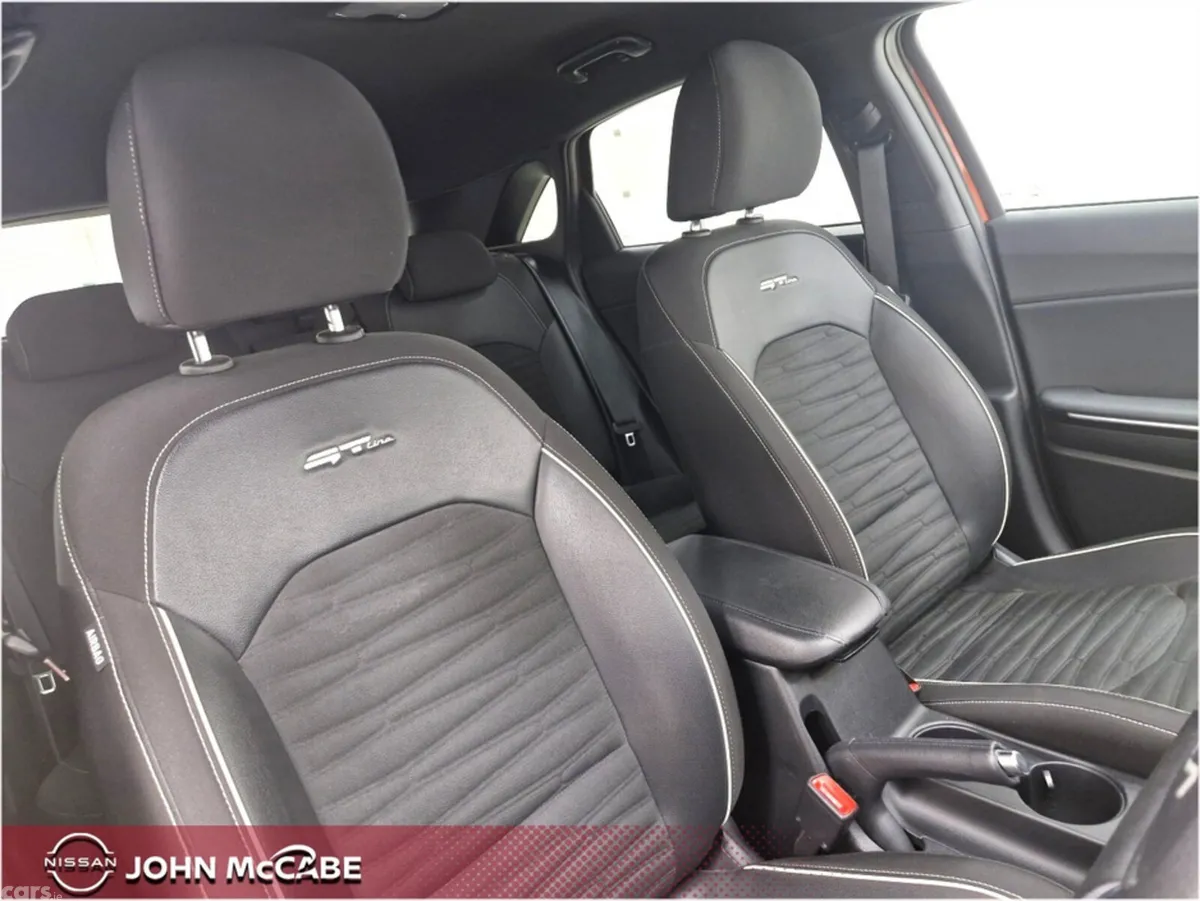 Kia Ceed Hatchback, Petrol, 2024, Orange