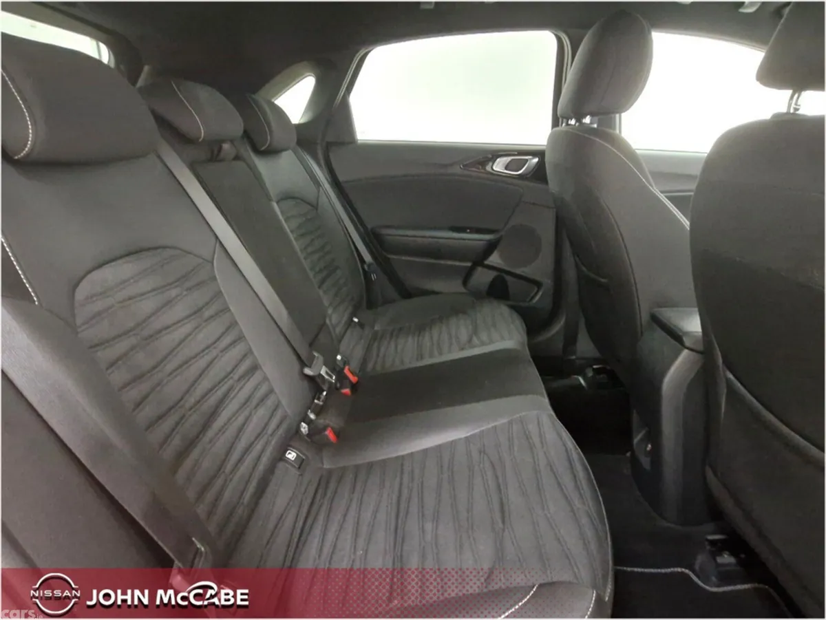 Kia Ceed Hatchback, Petrol, 2024, Orange