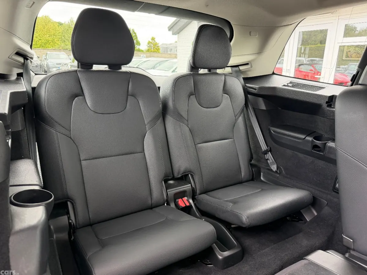 Volvo XC90 Estate, Petrol Plug-in Hybrid, 2024, Grey