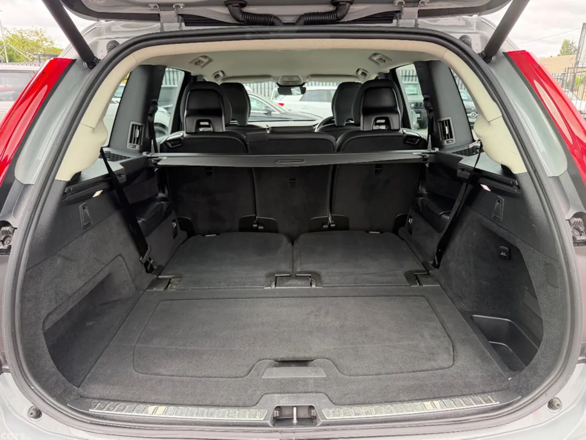 Volvo XC90 Estate, Petrol Plug-in Hybrid, 2024, Grey