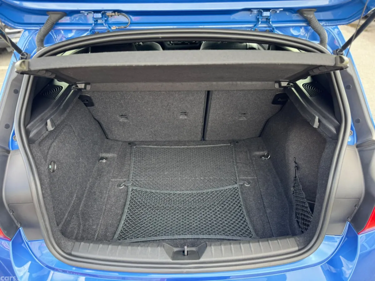 BMW 1-Series Hatchback, Diesel, 2015, Blue