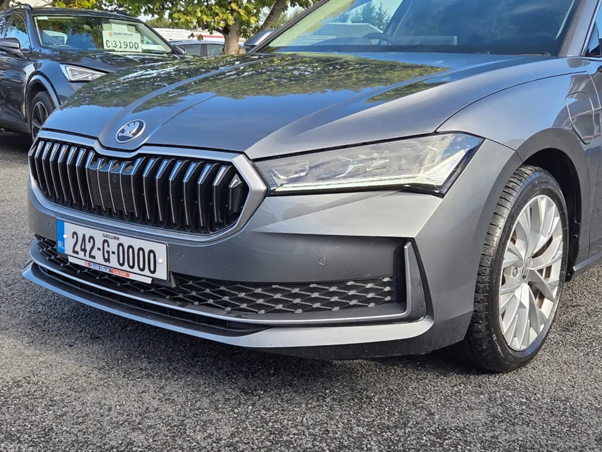 Skoda Superb Estate, Petrol Plug-in Hybrid, 2024, Grey