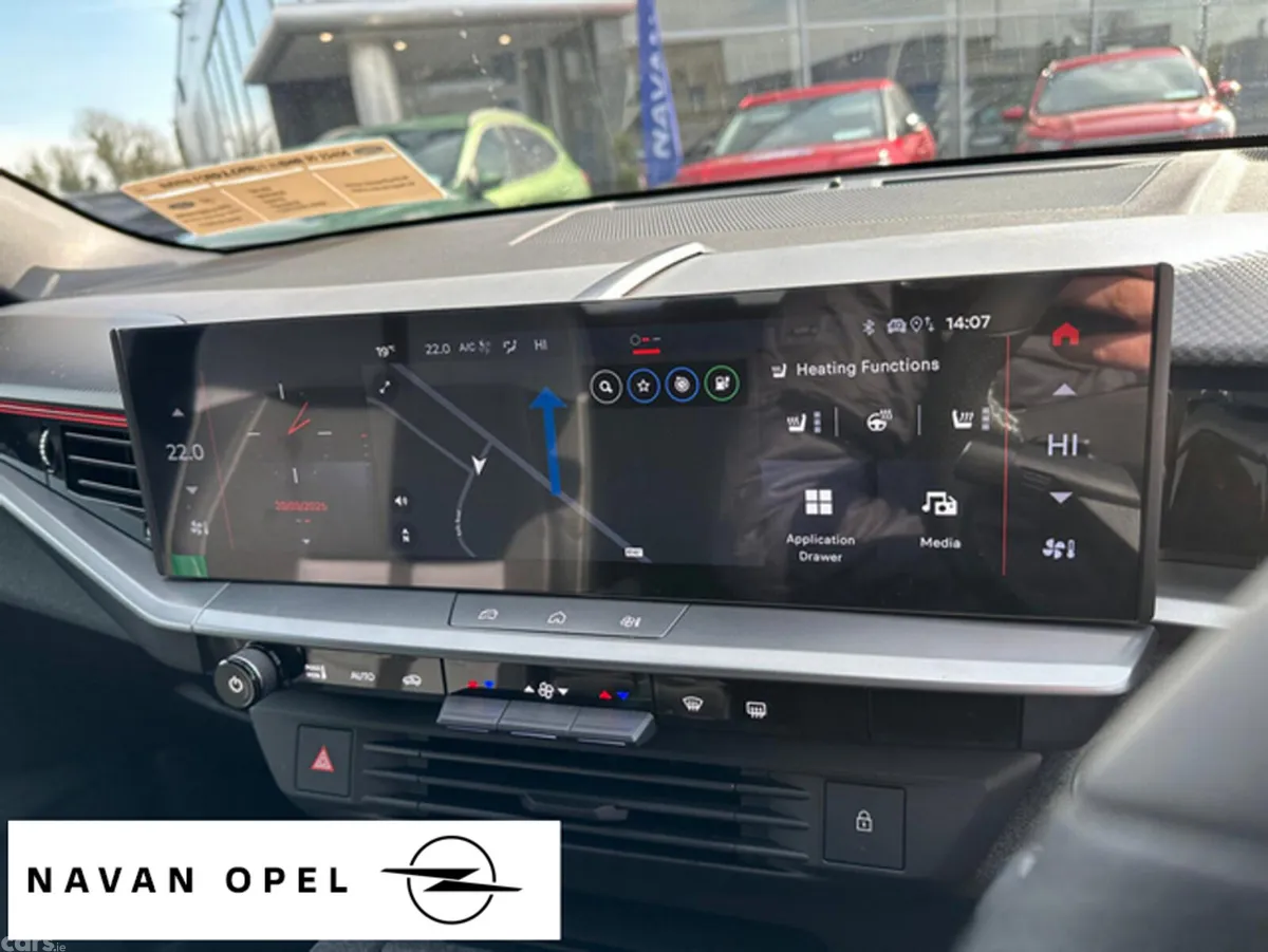 Opel Grandland SUV, Petrol Hybrid, 2027, Silver