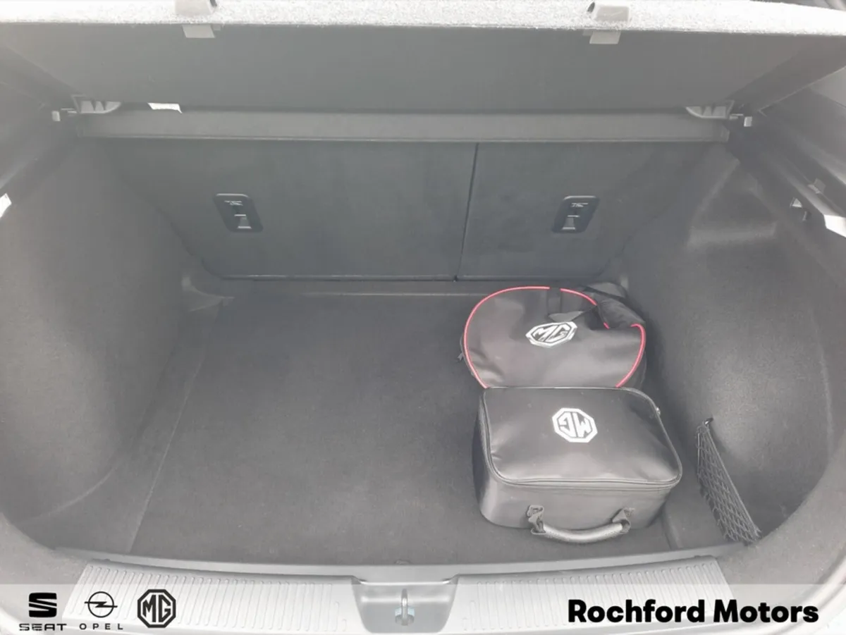 MG MG4 Hatchback, Electric, 2024, Blue