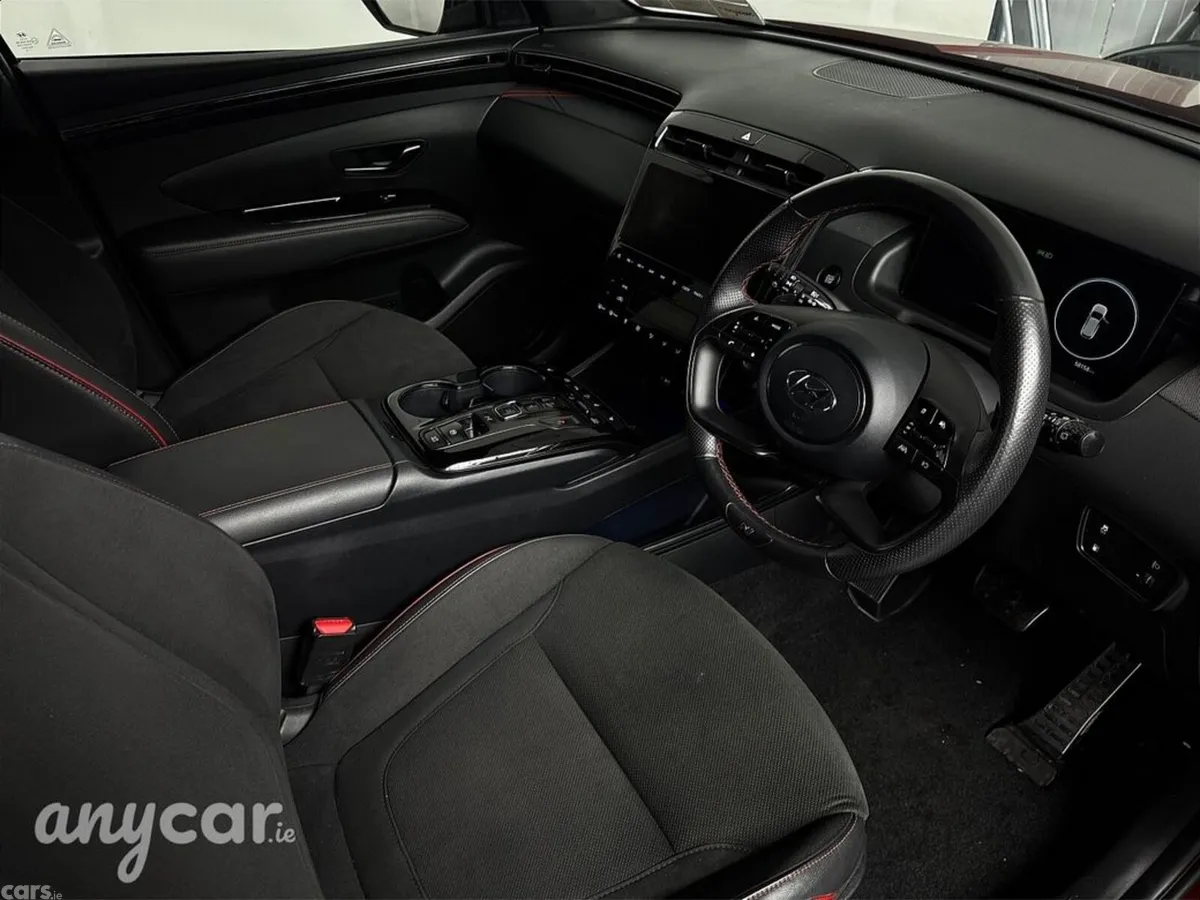 Hyundai Tucson MPV, Petrol Plug-in Hybrid, 2023, Red
