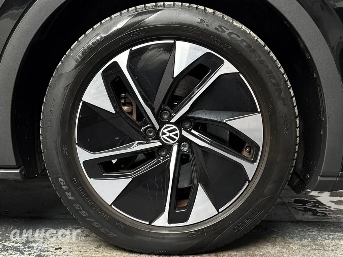 Volkswagen ID.5 Estate, Electric, 2023, Black